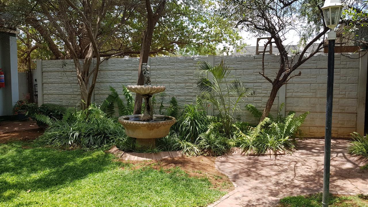 Onze Rust Guest House Gobabis Экстерьер фото